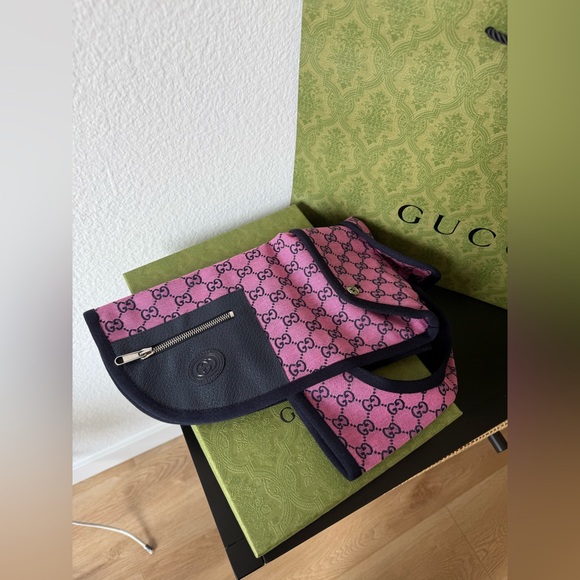 Gucci Dog GG Trench Coat, Size S, NWT - Picture 6 of 10